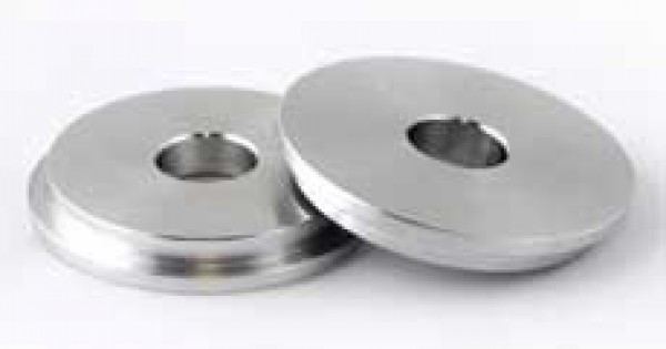 composite_hub_wheel_adaptors[1]-600x315w.jpg